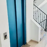 شقة Montemayor 2br Pool And Garage *