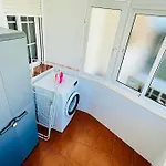 Montemayor 2br Pool And Garage إِستيبونا