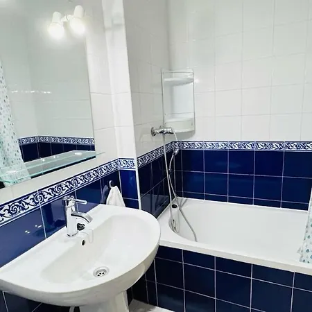 Lejlighed Montemayor 2br Pool And Garage *